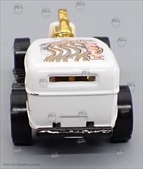 White - Kmart exclusive